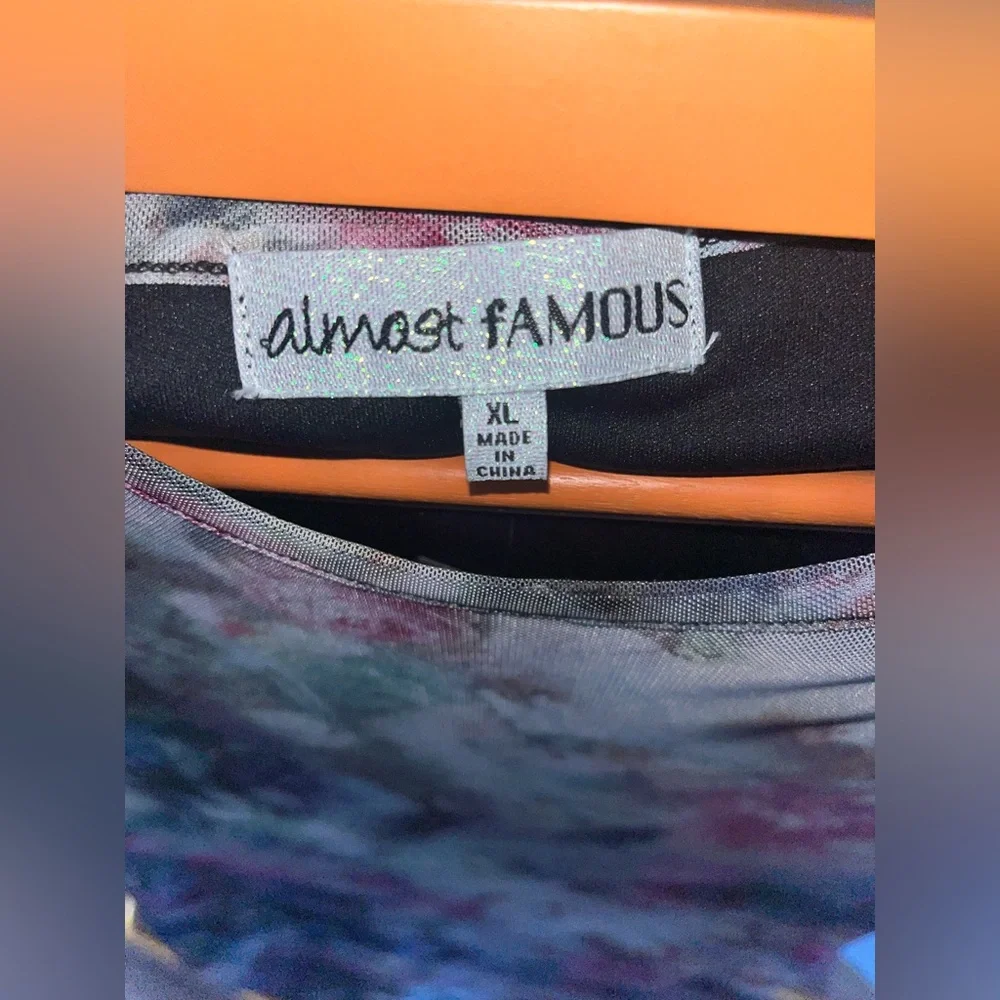 Almost Famous - Picture 3 of 6